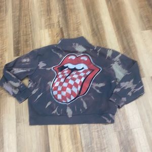 NWOT Rolling Stones graphic quarter zip top